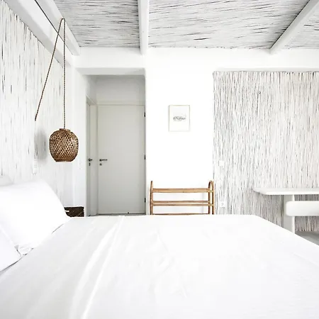 Orso Blue I Willa Ioulis